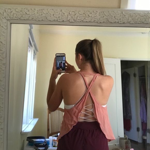 LF crisscross backless top - Picture 1 of 5